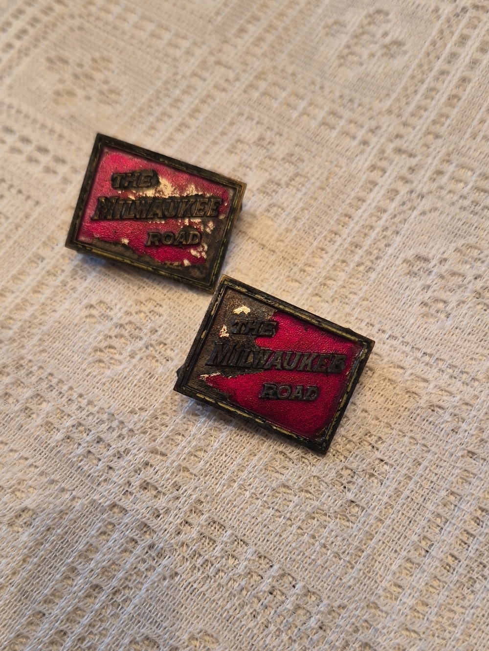 Lot of 2 Vtg (1960s) Collectable Enameled Metal Tac Pins - "The Milwaukee Road"